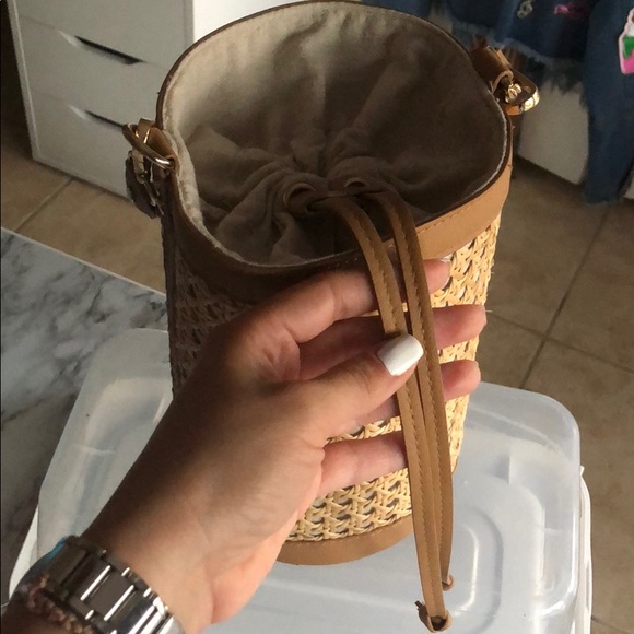 Handbag - Picture 2 of 3